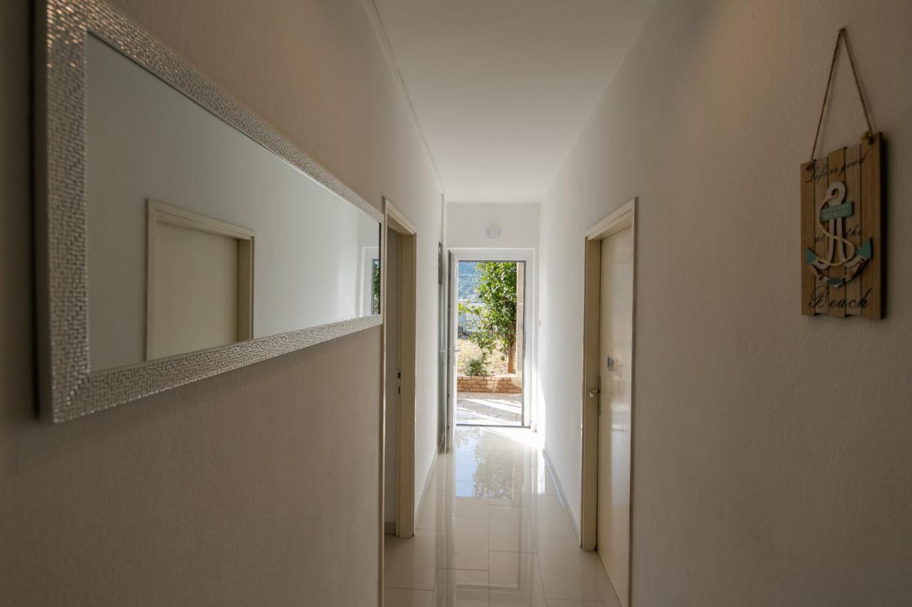 Mate Apartment *