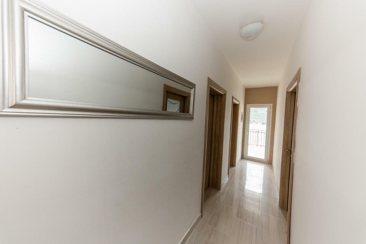 Mate Apartment