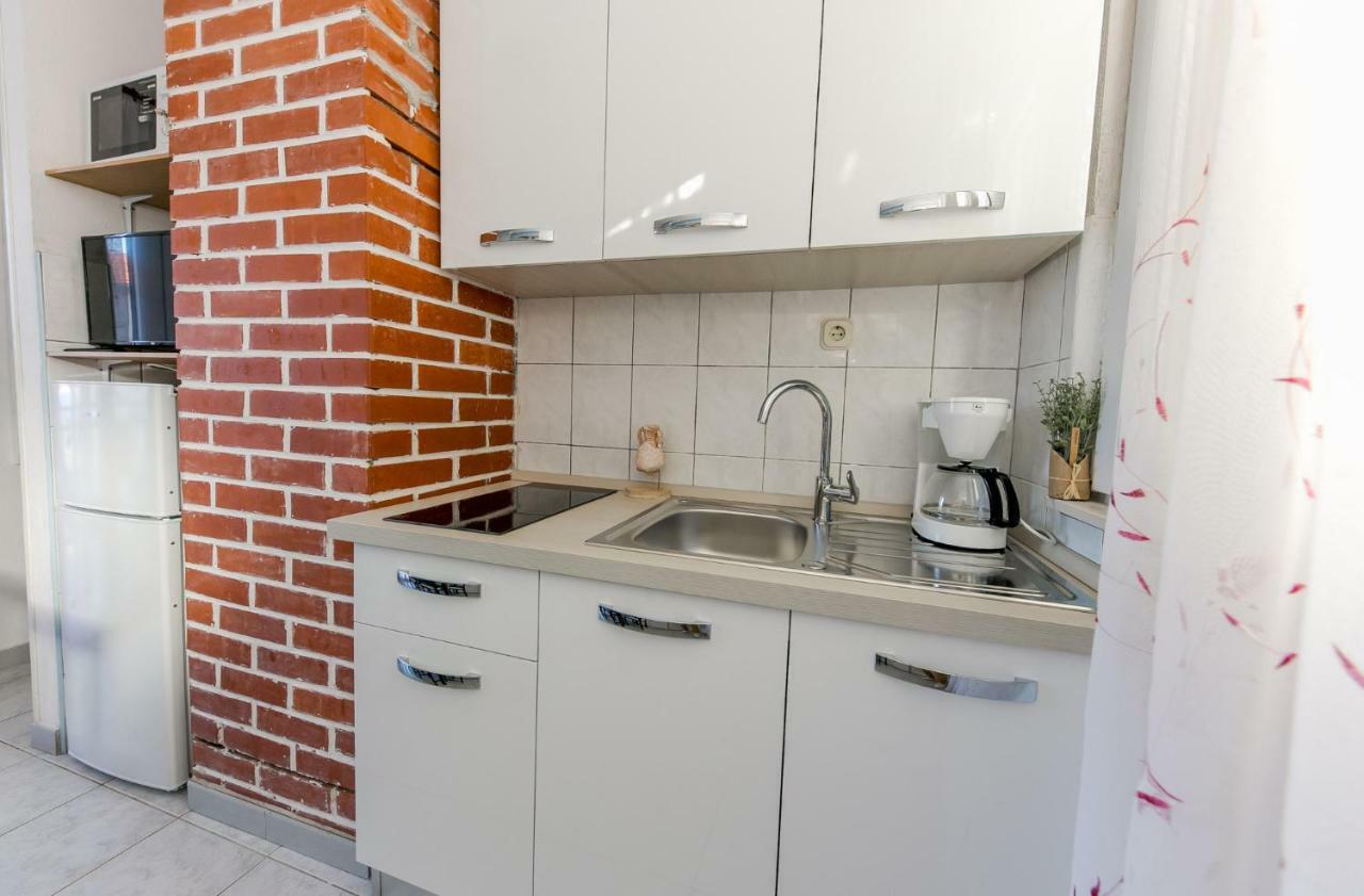 Mate Apartment Vinisce